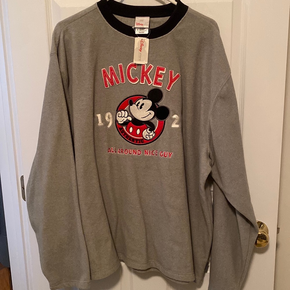 NWT Mickey Mouse 1928 “All Around Nice Guy” Disney Store Exclusive sweatshirt